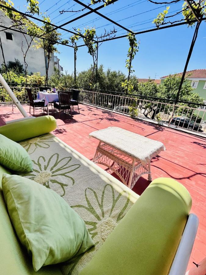 Apartments And Rooms With Parking Space Makarska - 18028 Exterior photo